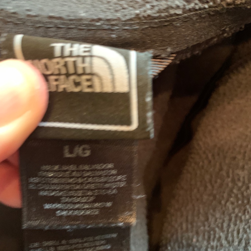 North face - Picture 6 of 6